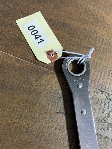 PROTO 1194 Box End RATCHETING WRENCH 5/8'' 11/16'' A0041 - Picture 4 of 4
