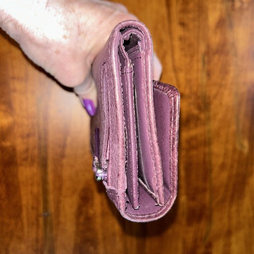 Fossil Vintage Burgundy Leather Wallet  7” X 4-1/4" Snap Closure - Picture 6 of 7