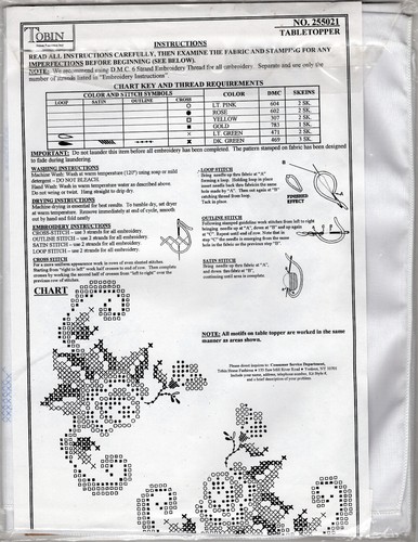 Floral Scroll Tobin Home Fashions Table Topper Stamped 4 Embroidery 36"sq 255021 - Picture 3 of 4