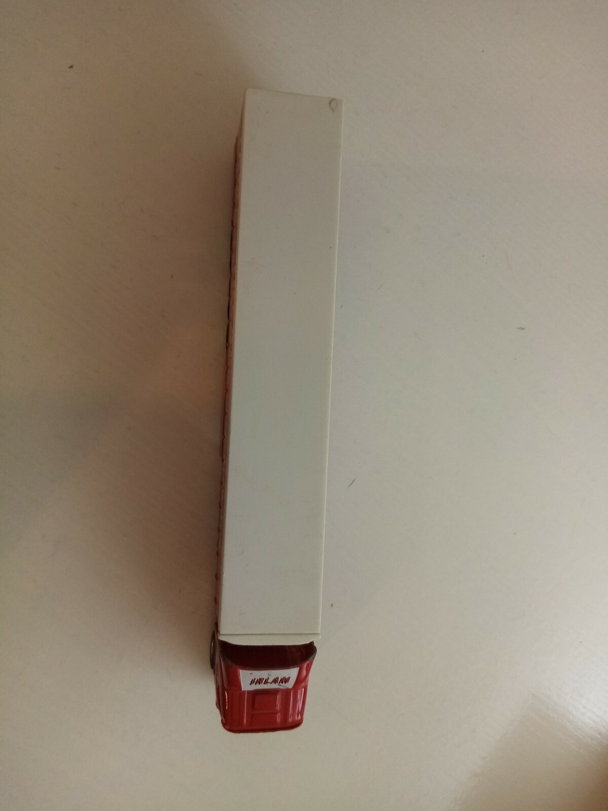 Foto 7 di 9