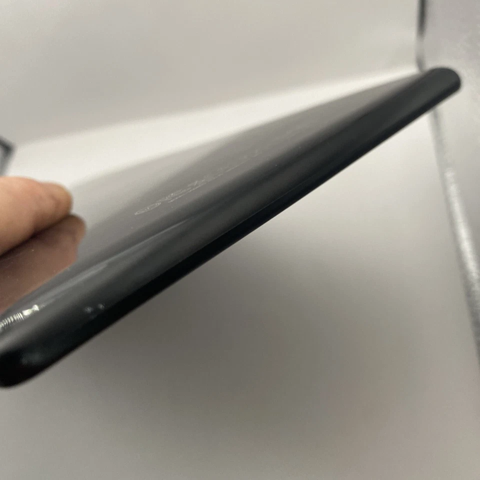 Amazon Fire HD 8 (5th Gen)SG98EG Wi-Fi eBook Reader Tablet Black - Image 4 of 4