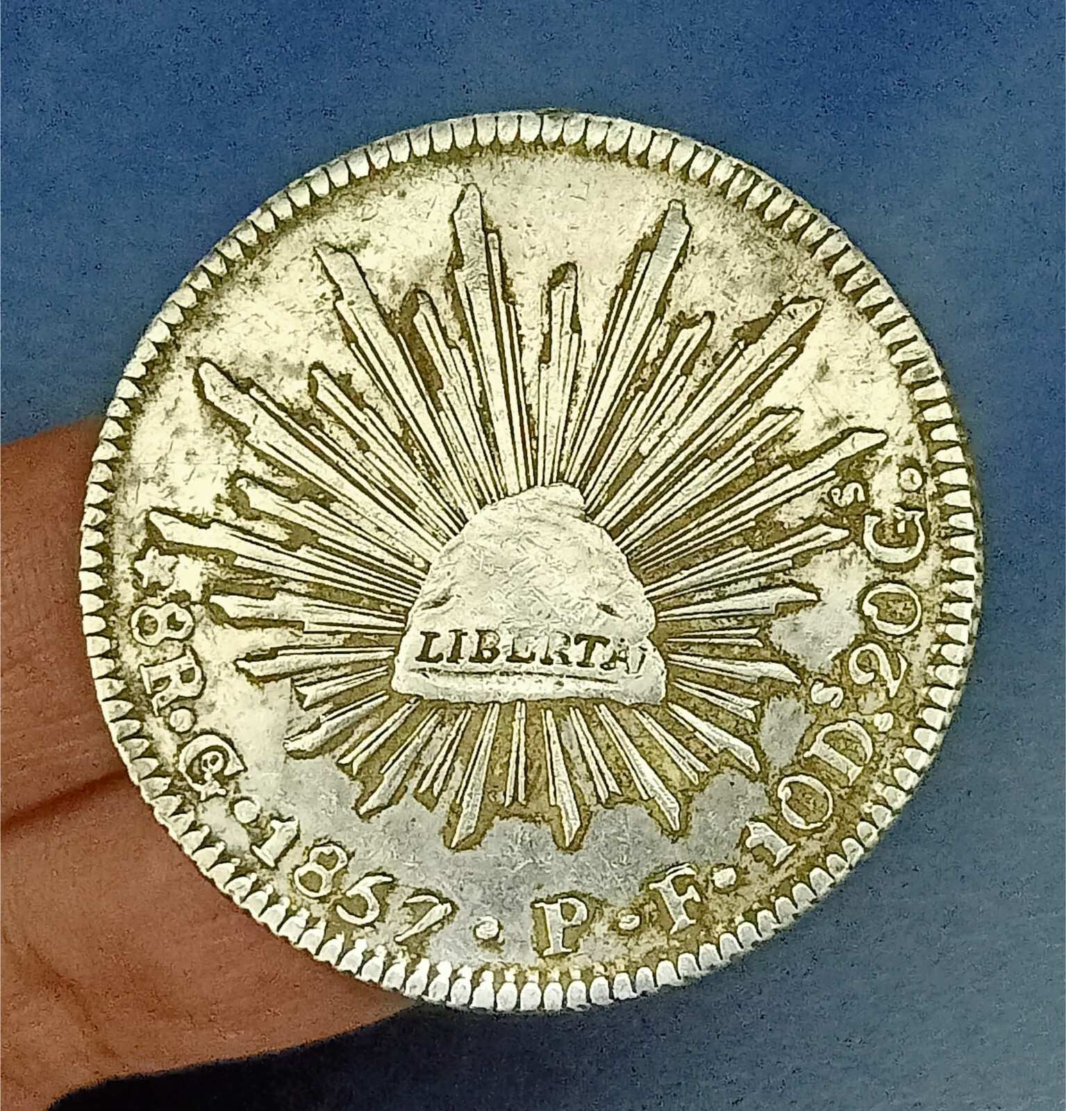 Picture 1 of 4