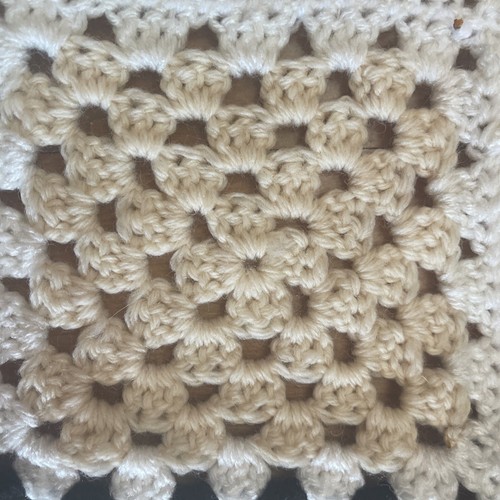 VTG 70s Hand Crocheted 35x35” Granny Square Lap Baby Blanket Afghan 49 Squares - Picture 8 of 16