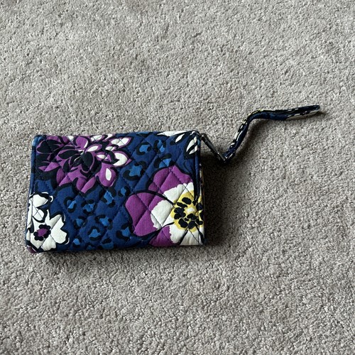 Vera Bradley Your Turn Smartphone Wristlet Wallet AFRICAN VIOLET - Picture 5 of 5