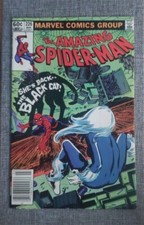 AMAZING SPIDER-MAN #226 VF, Black Cat returns, Newsstand Marvel Comics 1982