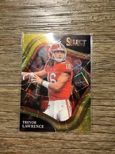 2022 SELECT DRAFT PICKS FIELD LEVEL Gold Lazer PRIZM Trevor Lawrence #136