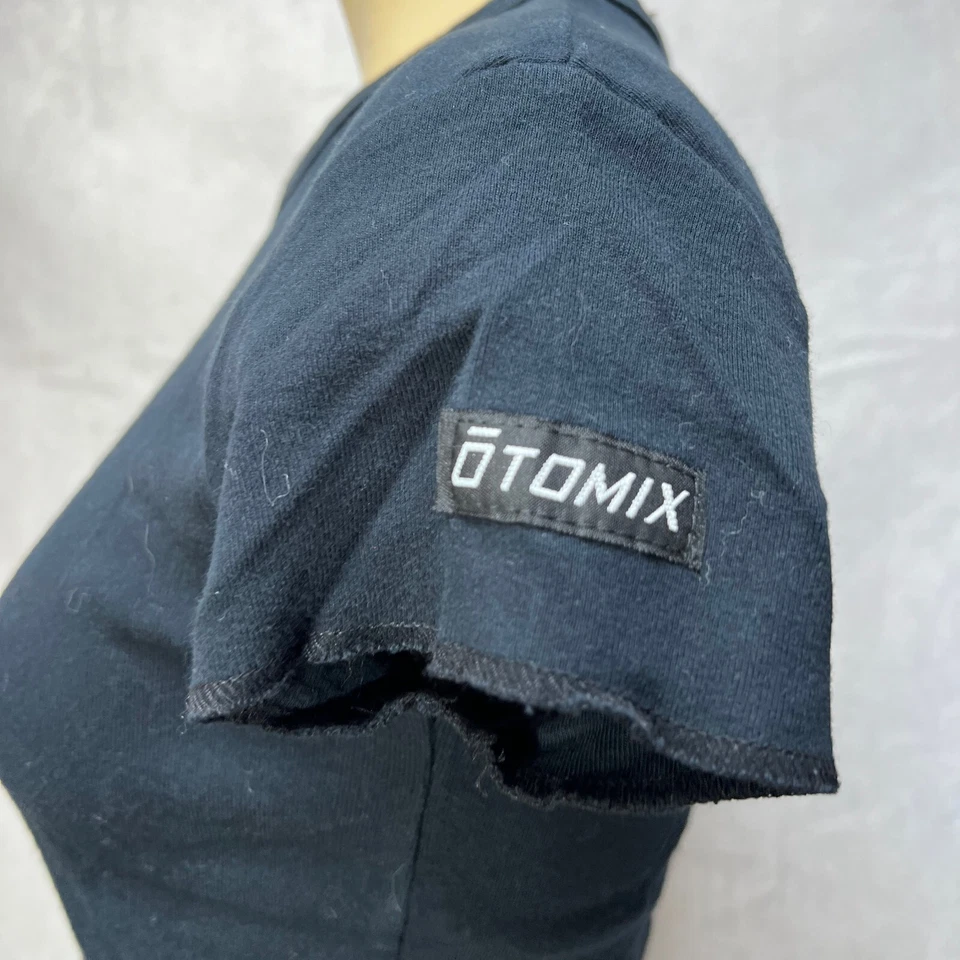 Camiseta feminina Y2K Otomix meditação gráfica bebê OS cropped preta ioga manga curta - Imagem 4 de 4