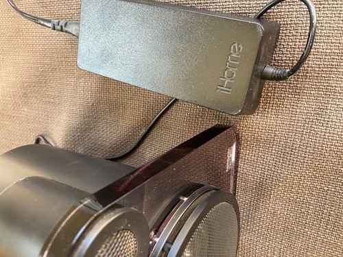 Sistema de altavoces iHome iP1 Studio Series negro con adaptador de corriente original PROBADO - Imagen 17 de 19