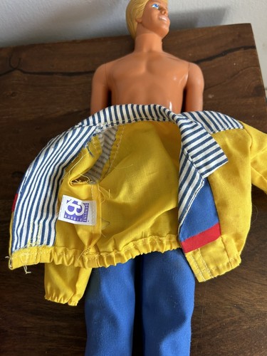 Vintage 1983 Ken Active Doll Blond Hair Yellow Blue Track Suit Legs Bend - Picture 10 of 22