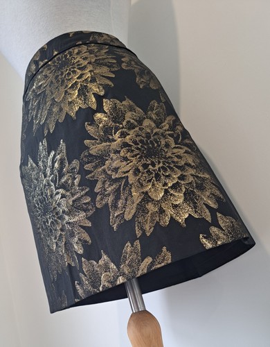 KAREN MILLEN - Black & Gold Jacquard Floral Above Knee Length Skirt - Size 12 - Picture 8 of 14