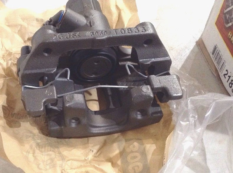 PINZAS DE FRENO TRASERAS SEMICARGADAS CAMBRO Y SOPORTE FORD TRUCK MAZDA C-MAX ESCAPE Foto 3 de 4