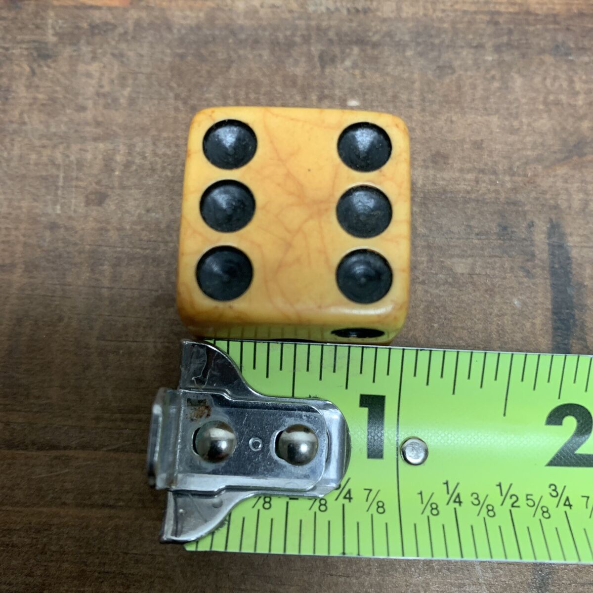 6 Vintage Butterscotch Bakelite Dice various sizes | eBay 6 Vintage Butterscotch Bakelite Dice various sizes | eBay