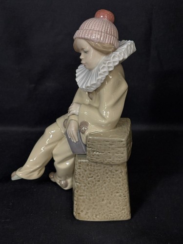 Lladro "LITTLE JESTER" ~ Spain ~ #5203 ~ NO BOX - Picture 5 of 9