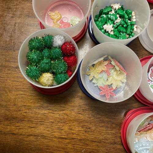 Sterilite 20-Ornament Storage Container Red, W/ 20 Plastic Cups & Misc Crafts - Picture 15 of 24