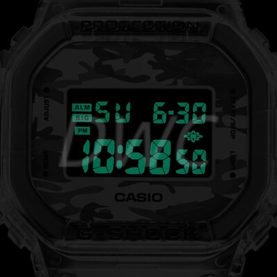 RW-1954) CASIO G-SHOCK DW-5600SKC-1DR WRISTWATCH VERYGOOD M RW-1954) CASIO G-SHOCK DW-5600SKC-1DR WRISTWATCH VERYGOOD M