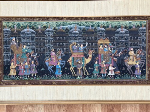 RAJASTHAN HAND PAINTED ON SILK PAINTING OF A PROCESSION OF KRISHNA - Picture 2 of 3