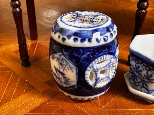 Dolls house miniature 1:12 blue / white ceramic job lot - Picture 9 of 14
