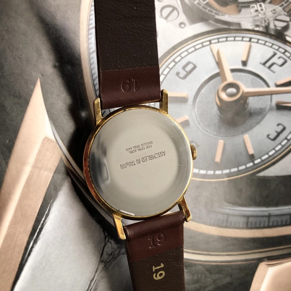 Reloj Timex Mercury 1979 vintage para hombre manual tono dorado 25618 10679 funcionando Foto 3 de 4