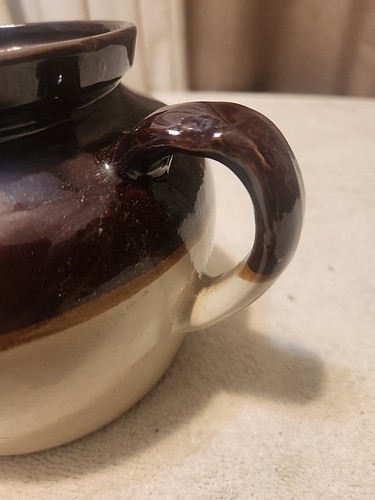 Vintage Two tone One Handle Bean Pot Made In USA Very Good Condition  - Picture 10 of 12