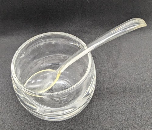 Jalea de vidrio vintage para servir tarro de 3,5" de alto con cuchara y tapa de aluminio martillado - Imagen 2 de 4