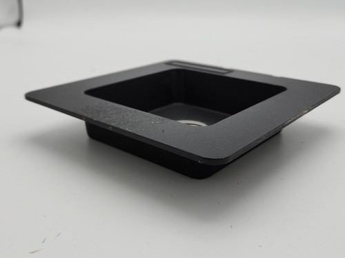 Cambo 6.5"x6.5" Metal Lens Board 30mm Recessed w/ 35mm Hole - Picture 2 of 8