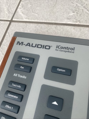 M-AUDIO iControl para GARAGEBAND excelente estado - Imagen 2 de 6