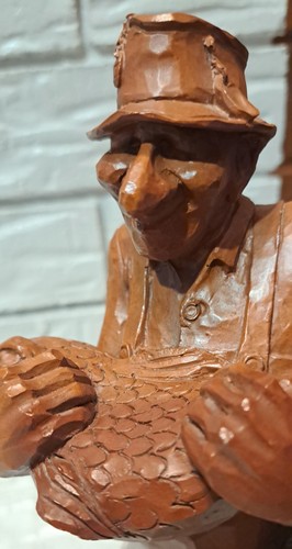Vtg 1993 Hand-Carved Wooden Fisherman & Fish Wetherbee Red Mill Handcrafted USA - Picture 11 of 20
