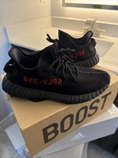Men’s Size 9 Yeezy Boost 350 V2 Cp9652 Black/Red