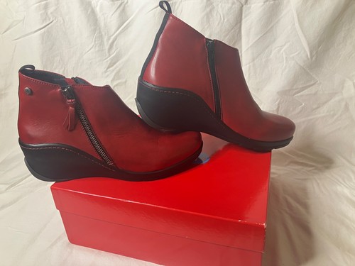 Wolky Anvik side zip wedge bootie, red, size 39=9US, NIB - Picture 2 of 15