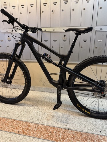 SANTA CRUZ NOMAD (CARBON BIKE)… - Picture 4 of 12