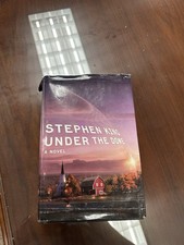Under the Dome : A Novel by Stephen King (2009, Hardcover)