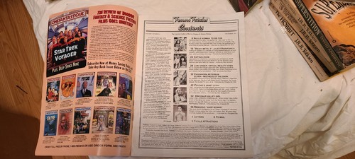 December 1995 FEMME FATALES Magazine Elvira - Bild 2 von 3