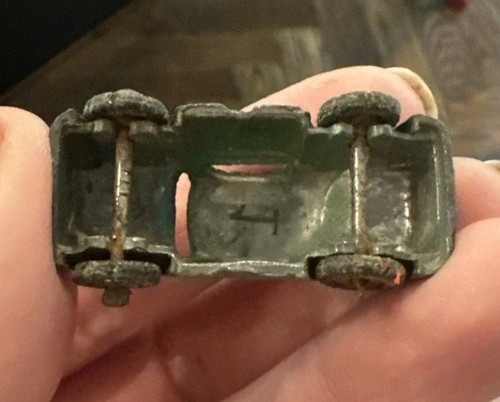 RARE Set Of 4 WHEELS 60-'65 Earlier? MODERN SERIES BARCLAY SHOEBOX SERIES CARS - Picture 4 of 9