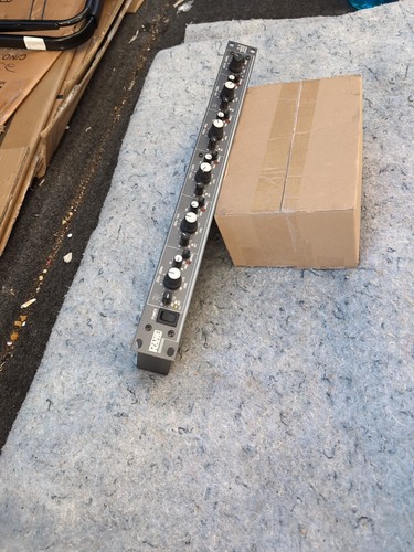 Ecualizador paramétrico Rane PE 15 unidad de montaje en rack sin fuente de alimentación piezas para reparar - Imagen 23 de 24