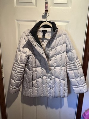 Brooks Brothers ''346'' Quilted Down Insulated Puffer Jacket Women's Size 8 Cream