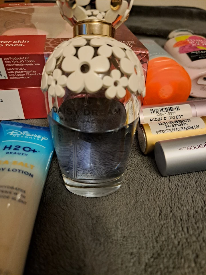 Аромат / Красота лот ft. EOS NIB, Marc Jacobs Daisy мечта, Bath & Body работает - Изображение 2 из 4