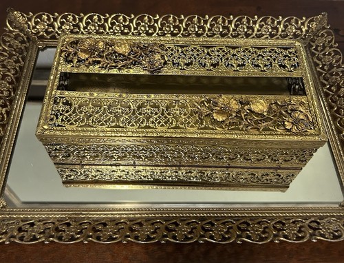 Vintage, Gold, Filigran Tissue Box Cover, Floral Design, Hollywood Regency - Bild 1 von 12