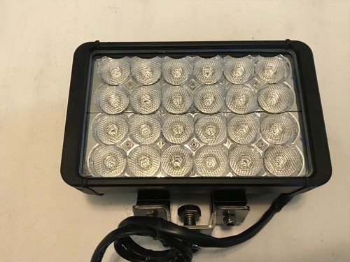 Vision-X XMITTER 8" Double Stack Flood Beam (24) 3 Watt LED Light Bar 9-36V DC - Picture 2 of 4
