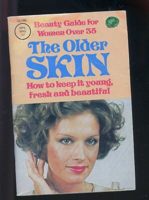 Face Care Look Years Younger Older Skin Over 35 Booklet for Women U.S. 5 1/4''