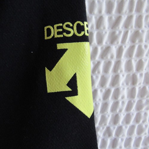 Descente Pullover Biking Top Small Long Sleeve BlackYellow Riding Quarter Zip - Picture 9 of 12