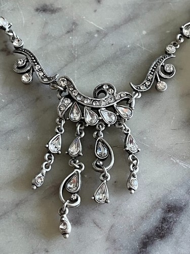 NEW Sweet Romance Gorgeous VTG Victorian Style  Crystal Necklace & Earring Set - Picture 9 of 14