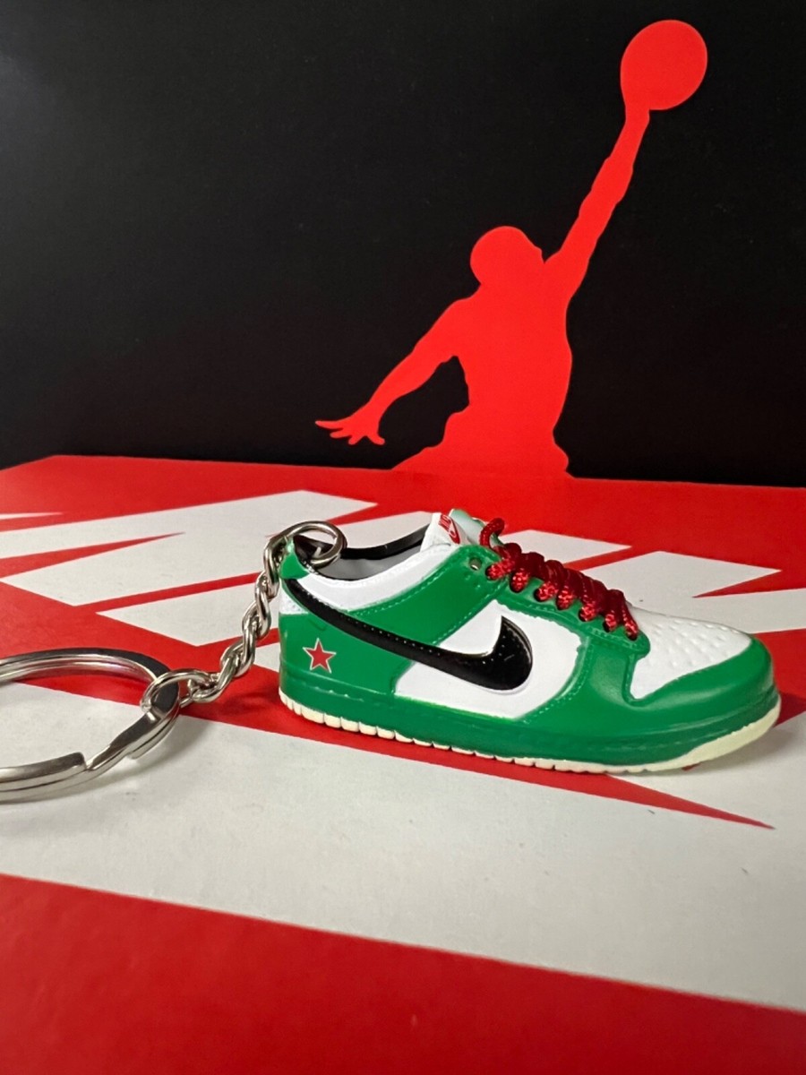 NIKE SB DUNK Lows Air Jordan 1 and 4 Mini 3D Sneaker Keychains Variations  Shoe $8.99 - PicClick