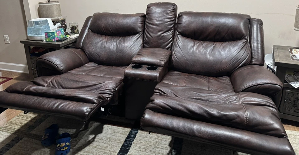 Ashley furniture automatic recliner sofa and loveseat in Good Condition - Image 2 of 4