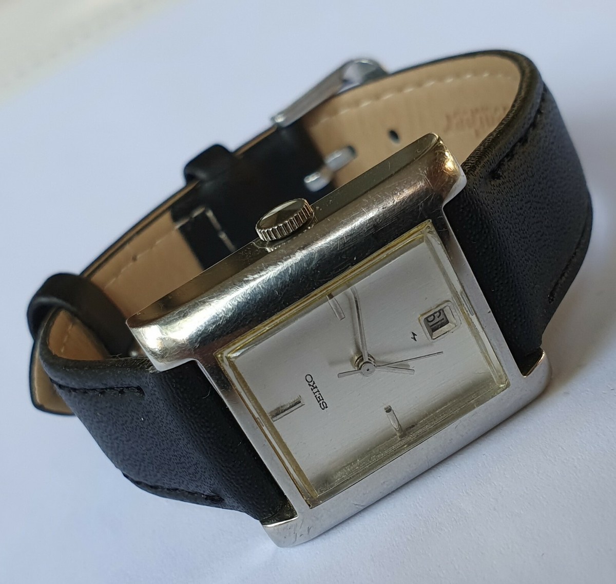 DOUBLE SIGNED Geneva オークションカタログ Vintage SEIKO SILVER ANGEL All Steel 17J Cal.2202A No.2202