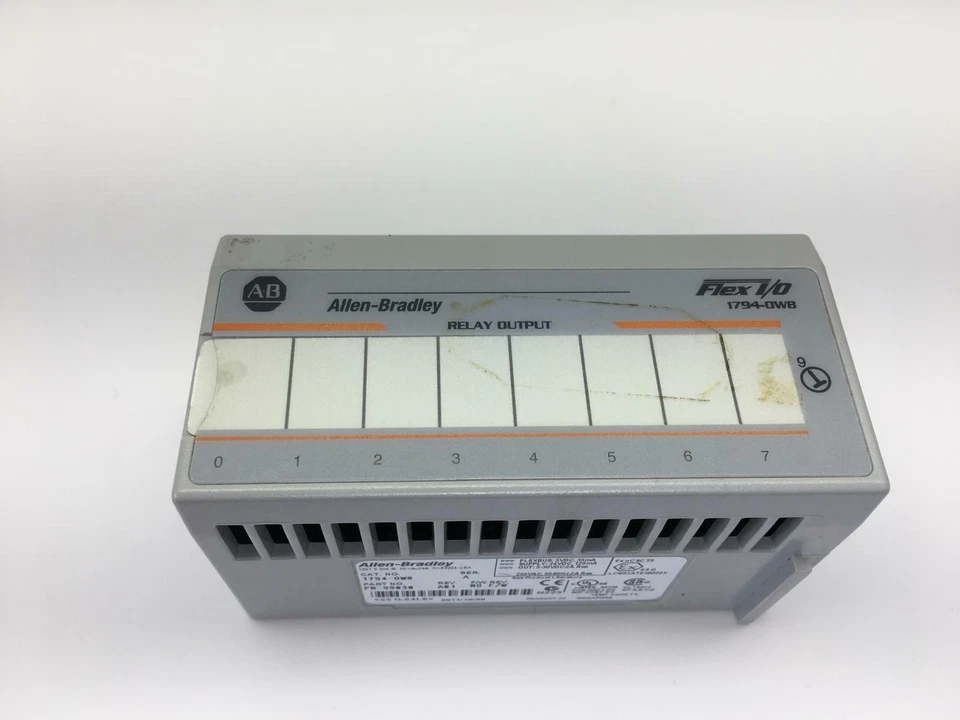 Allen-Bradley Ausgabemodul 1794-OW8 Digital output PN-99030 Serie A Rev. A01 - Bild 3 von 4