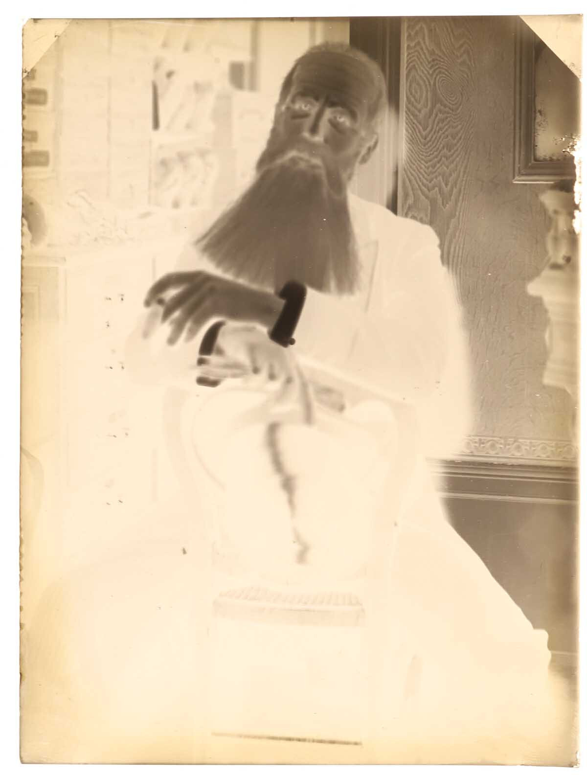 Picture 4 of 9