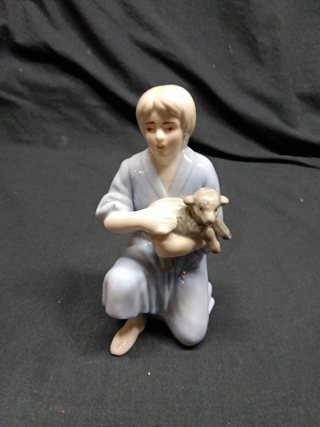 Picture 1 of 8