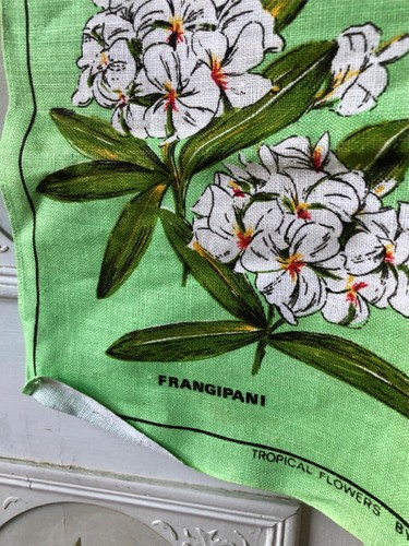 NWOT LINEN TROPICAL FLOWERS ULSTER HANDPRINT TEA TOWEL GREEN BERMUDA RED WHITE - Picture 4 of 7