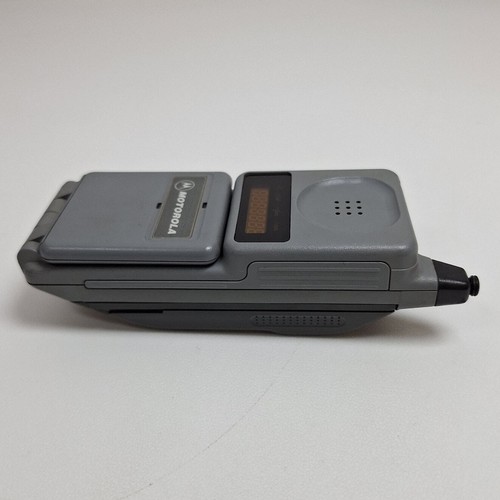 Motorola F09HLD8416AG Digital Personal Communicator (Untested) - Picture 3 of 9