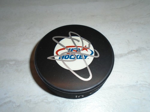 Disco de Hockey Beckett autografiado por el equipo firmado por Seth Jones Beckett BAJO AUTENTICIDAD 1B - Imagen 3 de 4